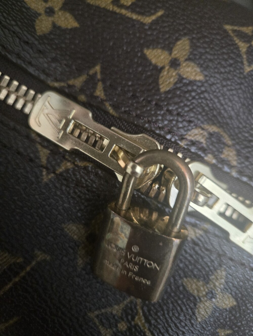 Louis Vuitton Keepall Bandouliere 50 - Picture 15 of 16